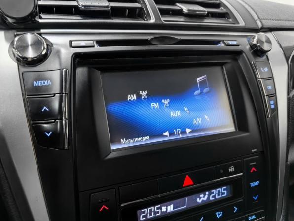 Toyota Camry VII (XV50) Рестайлинг с пробегом 2015 года, цена 1 650 000 рублей, 251915 км, седан, Автокод Объявления