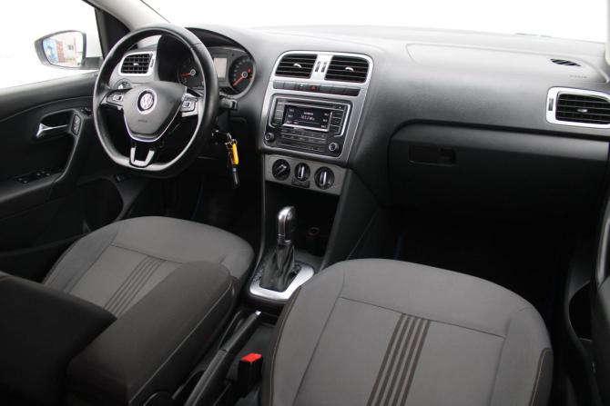 Volkswagen Polo V Рестайлинг с пробегом 2016 года, цена 1 150 000 рублей, 143000 км, седан, Автокод Объявления