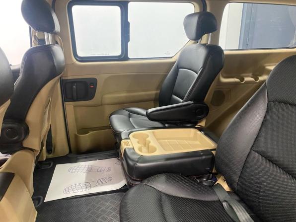 Hyundai Grand Starex I с пробегом 2009 года, цена 1 029 000 рублей, 290000 км, минивэн, Автокод Объявления