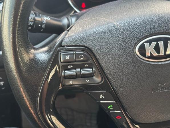 Kia Ceed II с пробегом 2013 года, цена 860 000 рублей, 185487 км, хэтчбек, Автокод Объявления