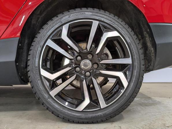 Volvo V40 Cross Country I Рестайлинг с пробегом 2019 года, цена 2 095 000 рублей, 64100 км, хэтчбек, Автокод Объявления