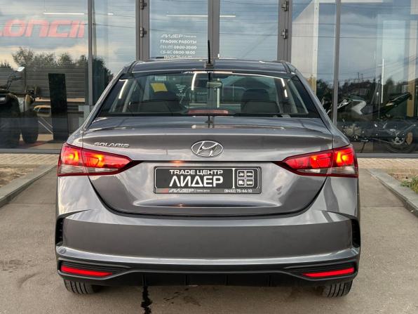 Hyundai Solaris II Рестайлинг с пробегом 2021 года, цена 1 350 000 рублей, 140570 км, седан, Автокод Объявления