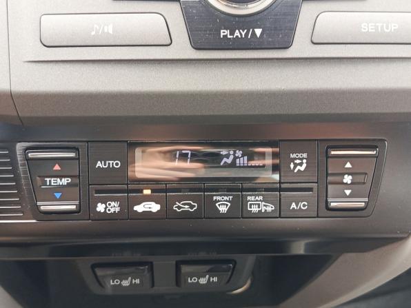Honda Civic IX с пробегом 2012 года, цена 1 040 000 рублей, 221550 км, седан, Автокод Объявления