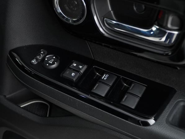 Honda N-BOX II Рестайлинг с пробегом 2021 года, цена 1 843 051 рубль, 27487 км, микровэн, Автокод Объявления