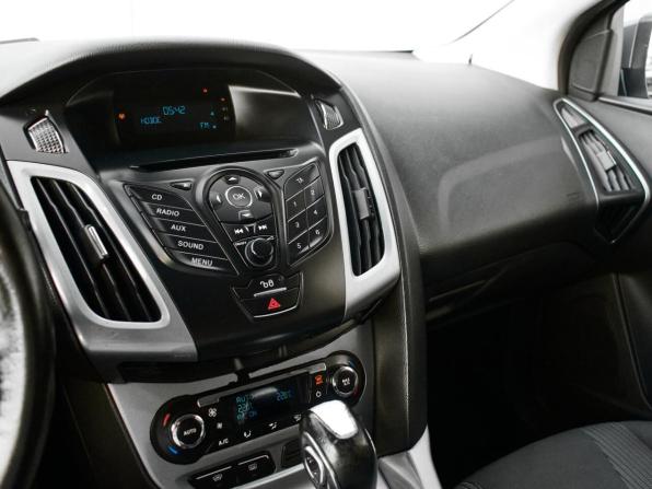 Ford Focus III с пробегом 2013 года, цена 797 000 рублей, 215397 км, универсал, Автокод Объявления