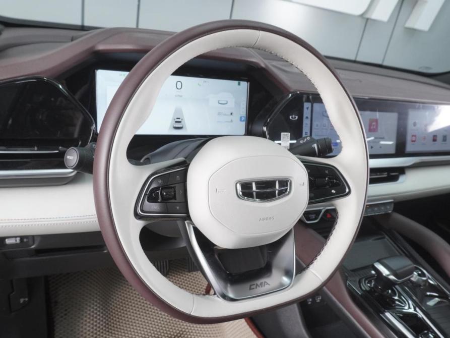 Geely Monjaro I Ростов-на-Дону  - изображение 13