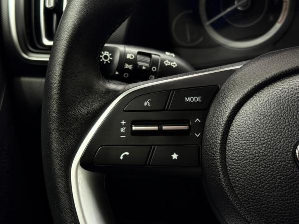 Hyundai Creta II с пробегом 2022 года, цена 1 830 000 рублей, 71916 км, внедорожник, Автокод Объявления