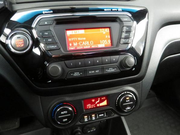 Kia Rio III с пробегом 2012 года, цена 799 000 рублей, 189900 км, седан, Автокод Объявления