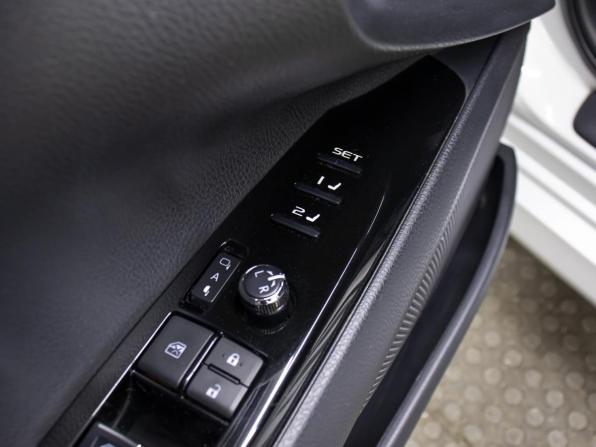 Toyota Camry VIII (XV70) с пробегом 2020 года, цена 2 898 000 рублей, 129840 км, седан, Автокод Объявления