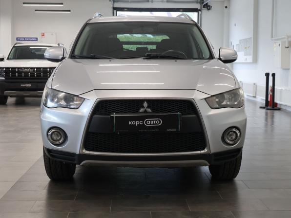 Mitsubishi Outlander II Рестайлинг с пробегом 2010 года, цена 989 000 рублей, 167449 км, внедорожник, Автокод Объявления