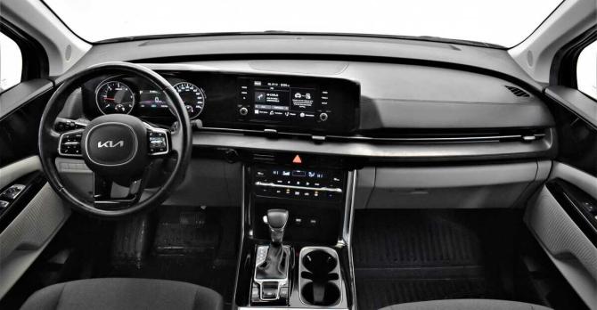 Kia Carnival IV с пробегом 2022 года, цена 4 010 000 рублей, 75078 км, минивэн, Автокод Объявления
