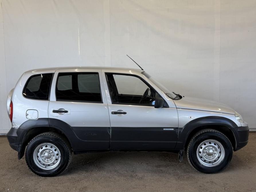 Chevrolet Niva I Рестайлинг Псков  - изображение 8