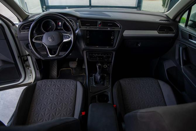 Volkswagen Tiguan II Рестайлинг с пробегом 2021 года, цена 3 350 000 рублей, 143653 км, внедорожник, Автокод Объявления