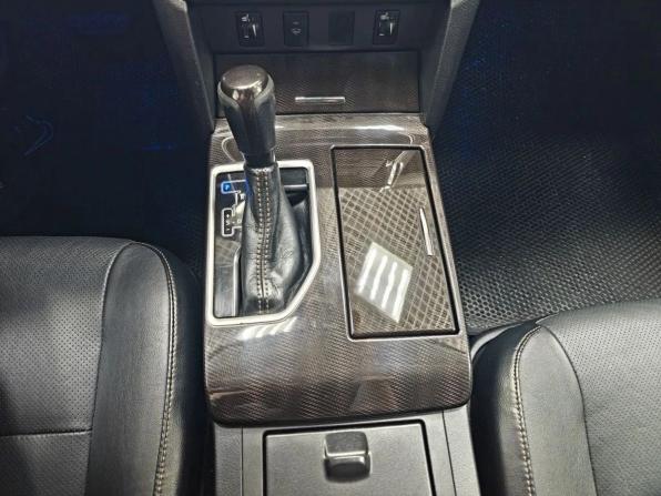 Toyota Camry VII (XV50) Рестайлинг с пробегом 2016 года, цена 1 610 000 рублей, 208500 км, седан, Автокод Объявления
