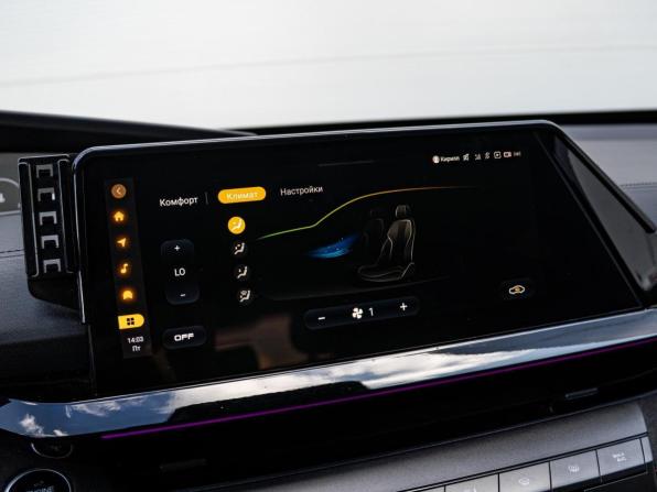 Changan UNI-V I с пробегом 2022 года, цена 2 389 000 рублей, 51635 км, лифтбек, Автокод Объявления
