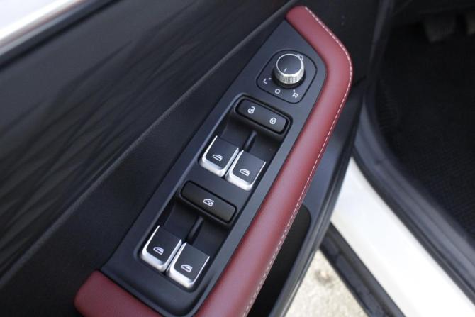 Geely Coolray I Рестайлинг с пробегом 2024 года, цена 2 170 000 рублей, 36179 км, внедорожник, Автокод Объявления