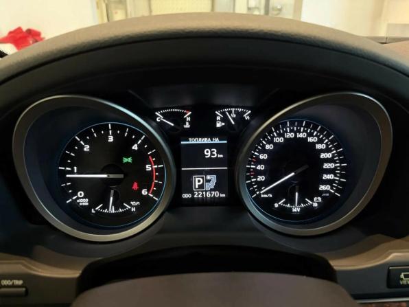 Toyota Land Cruiser 200 Series Рестайлинг 1 с пробегом 2013 года, цена 3 630 000 рублей, 221571 км, внедорожник, Автокод Объявления