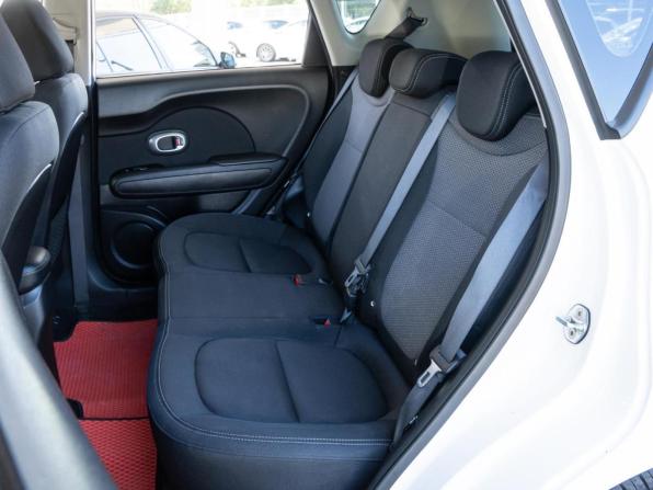 Kia Soul II Рестайлинг с пробегом 2018 года, цена 1 559 000 рублей, 101575 км, хэтчбек, Автокод Объявления