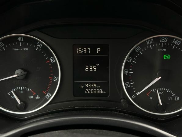 Skoda Octavia II (A5) Рестайлинг с пробегом 2012 года, цена 570 000 рублей, 220997 км, лифтбек, Автокод Объявления