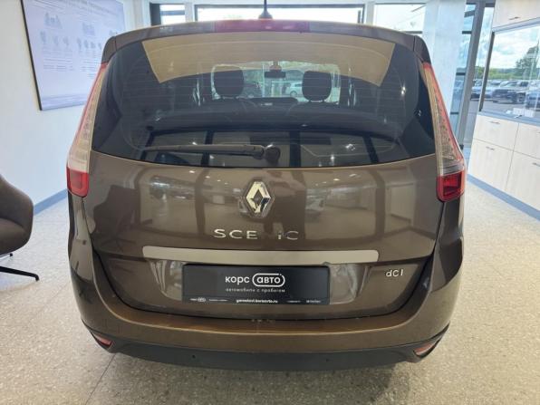 Renault Scenic III с пробегом 2011 года, цена 702 000 рублей, 326135 км, компактвэн, Автокод Объявления