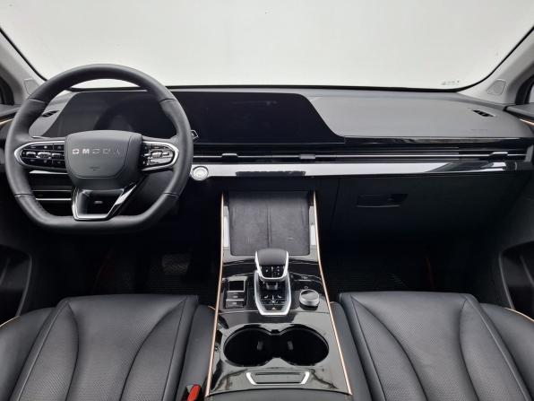 Omoda C5 I с пробегом 2023 года, цена 1 915 000 рублей, 35791 км, внедорожник, Автокод Объявления