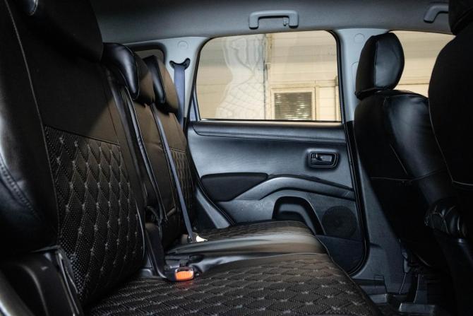 Mitsubishi Outlander II Рестайлинг с пробегом 2010 года, цена 1 050 000 рублей, 219974 км, внедорожник, Автокод Объявления