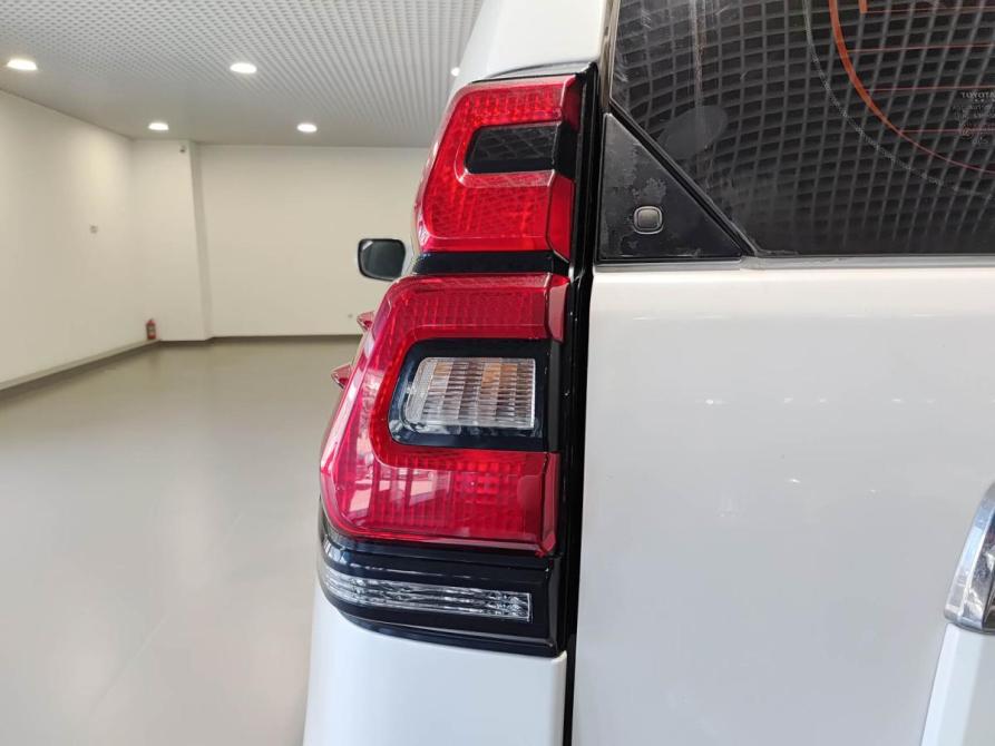 Toyota Land Cruiser Prado 150 Series Рестайлинг 2 Казань  - изображение 11