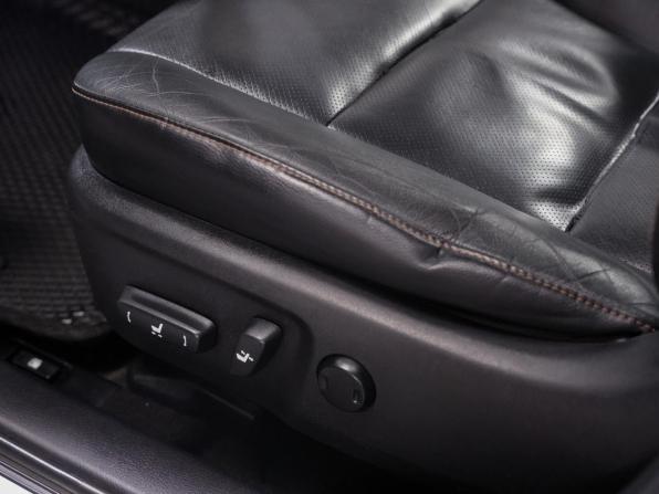 Toyota Camry VII (XV50) Рестайлинг с пробегом 2015 года, цена 1 710 000 рублей, 202000 км, седан, Автокод Объявления