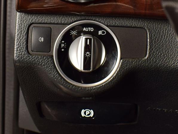 Mercedes-Benz GLK-Класс I (X204) Рестайлинг с пробегом 2012 года, цена 1 915 997 рублей, 243043 км, внедорожник, Автокод Объявления
