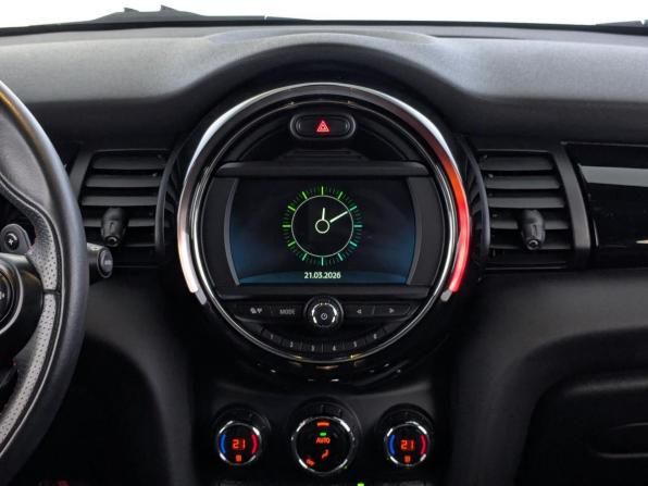 Mini Hatch III (F55/F56) Рестайлинг с пробегом 2020 года, цена 3 200 000 рублей, 69668 км, хэтчбек, Автокод Объявления