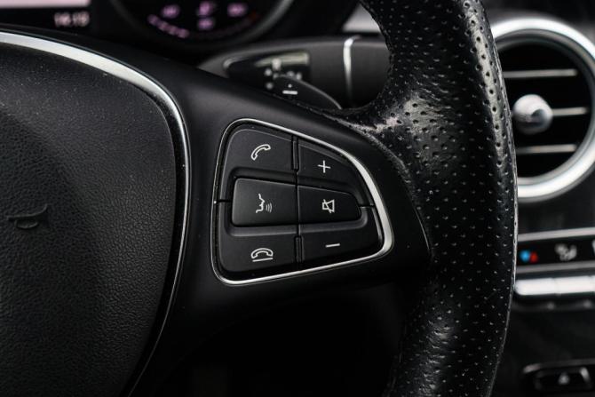 Mercedes-Benz GLC I (X253) с пробегом 2018 года, цена 3 099 000 рублей, 133305 км, внедорожник, Автокод Объявления