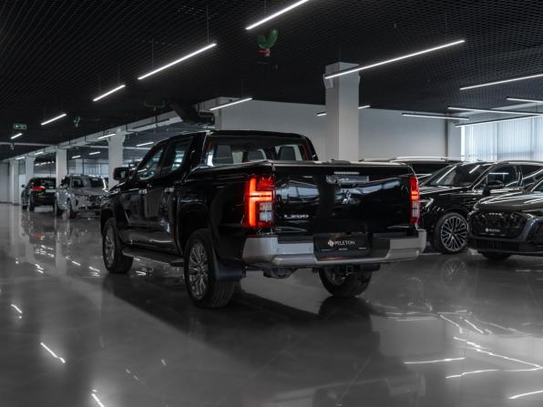 Mitsubishi L200 VI с пробегом 2025 года, цена 5 400 000 рублей, 42 км, пикап, Автокод Объявления