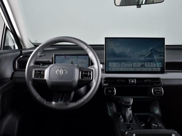 Toyota RAV4 VI (XA60) с пробегом 2026 года, цена 3 849 995 рублей, 31 км, внедорожник, Автокод Объявления
