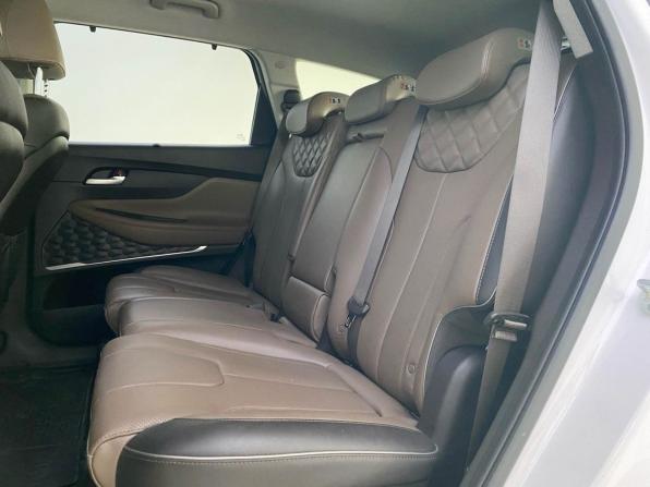 Hyundai Santa Fe IV Рестайлинг с пробегом 2021 года, цена 3 500 000 рублей, 77241 км, внедорожник, Автокод Объявления