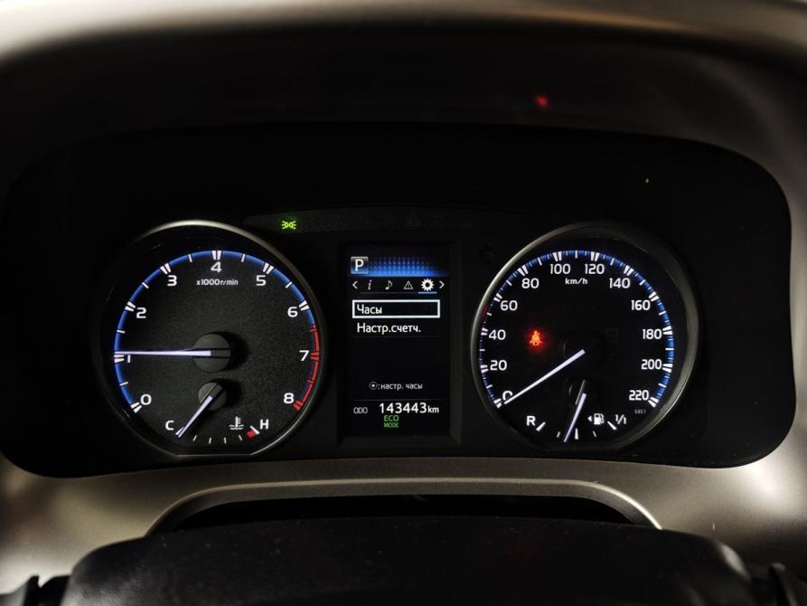 Toyota RAV4 IV (XA40) Рестайлинг Москва  - изображение 18