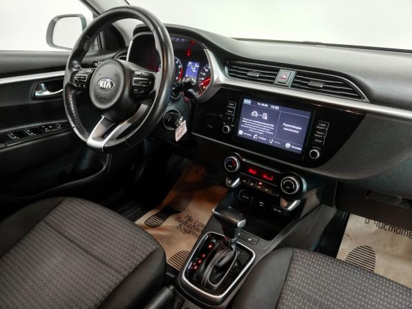 Kia Rio IV Рестайлинг с пробегом 2020 года, цена 1 550 000 рублей, 67971 км, седан, Автокод Объявления