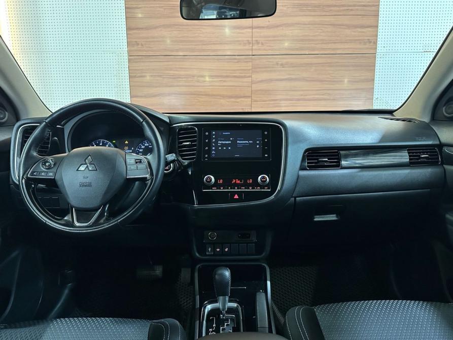 Mitsubishi Outlander III Рестайлинг 3 Челябинск  - изображение 8