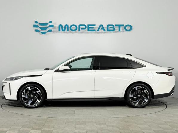 Changan Lamore с пробегом 2023 года, цена 1 990 000 рублей, 67017 км, седан, Автокод Объявления