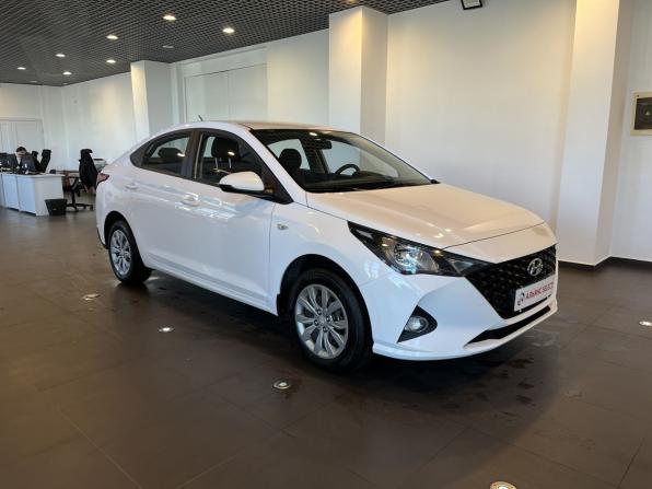 Hyundai Solaris II Рестайлинг с пробегом 2022 года, цена 1 781 000 рублей, 93231 км, седан, Автокод Объявления