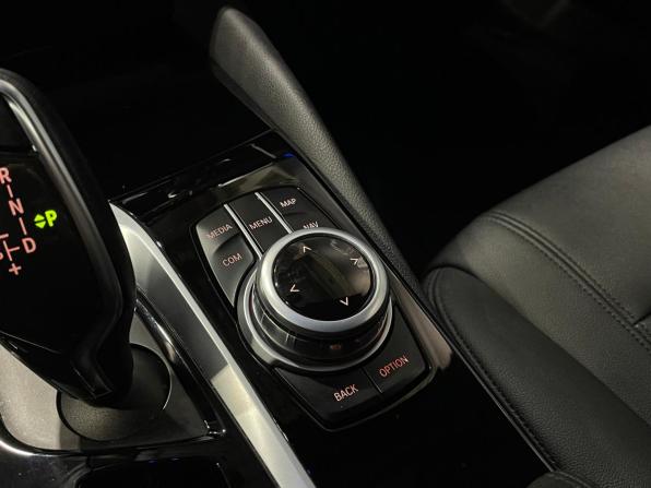 BMW 5 серии VII (G30/G31/G38) с пробегом 2017 года, цена 2 850 000 рублей, 48130 км, седан, Автокод Объявления