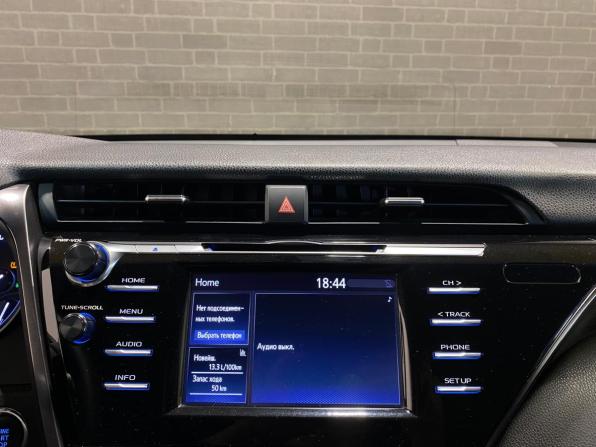Toyota Camry VIII (XV70) с пробегом 2018 года, цена 2 549 000 рублей, 134869 км, седан, Автокод Объявления