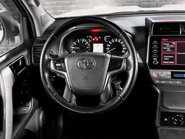 Toyota Land Cruiser Prado 150 Series Рестайлинг 3 с пробегом 2022 года, цена 4 895 000 рублей, 99261 км, внедорожник, Автокод Объявления