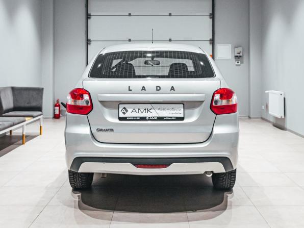 Lada (ВАЗ) Granta I Рестайлинг с пробегом 2022 года, цена 681 588 рублей, 121949 км, хэтчбек, Автокод Объявления