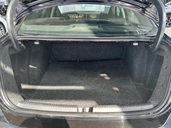 Volkswagen Jetta VI с пробегом 2012 года, цена 795 000 рублей, 305474 км, седан, Автокод Объявления