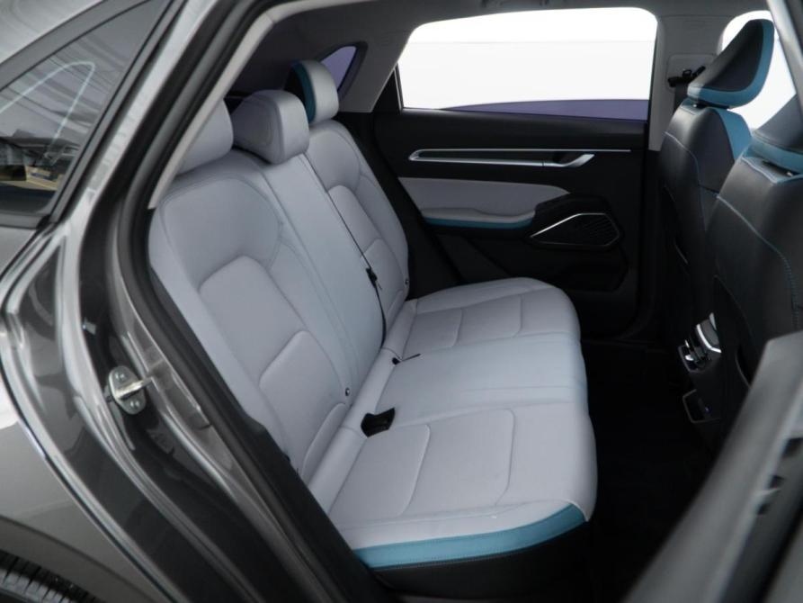 Geely Emgrand II Москва  - изображение 7