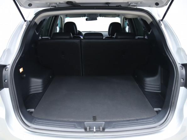 Hyundai ix35 I Рестайлинг с пробегом 2014 года, цена 1 090 000 рублей, 175091 км, внедорожник, Автокод Объявления