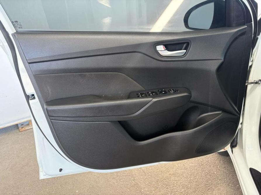 Hyundai Solaris II Тольятти  - изображение 13