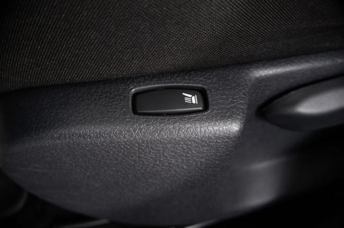 Renault Sandero II с пробегом 2016 года, цена 1 059 000 рублей, 71000 км, хэтчбек, Автокод Объявления