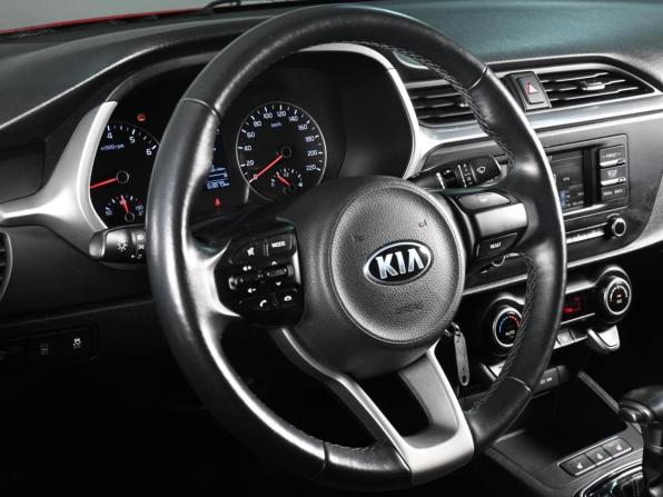 Kia Rio IV Рестайлинг с пробегом 2020 года, цена 1 779 000 рублей, 63879 км, седан, Автокод Объявления