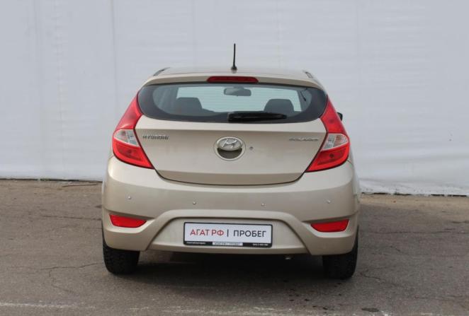 Hyundai Solaris I с пробегом 2012 года, цена 650 000 рублей, 209019 км, хэтчбек, Автокод Объявления